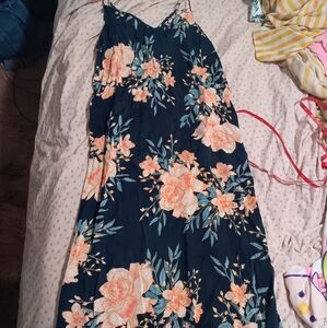 Billabong Floral Maxi Dress in Peach and Blue Size Small